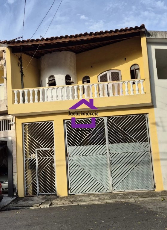 Sobrado, 3 quartos, 200 m² - Foto 1
