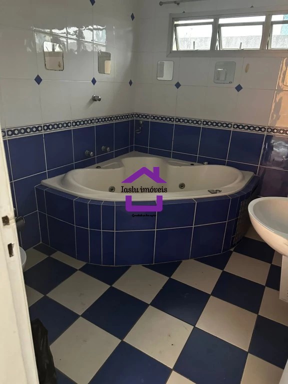 Sobrado para alugar com 4 quartos, 500m² - Foto 12
