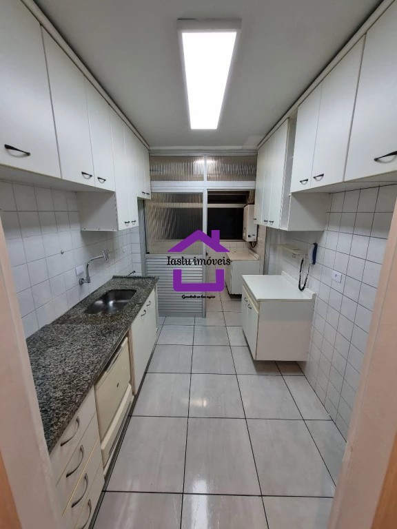 Apartamento à venda com 2 quartos, 70m² - Foto 6