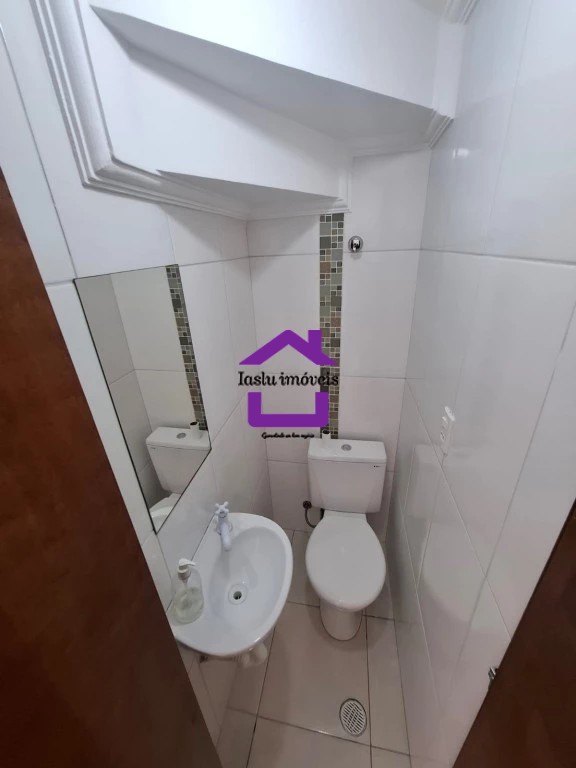 Casa de Condomínio para alugar com 2 quartos, 67m² - Foto 3