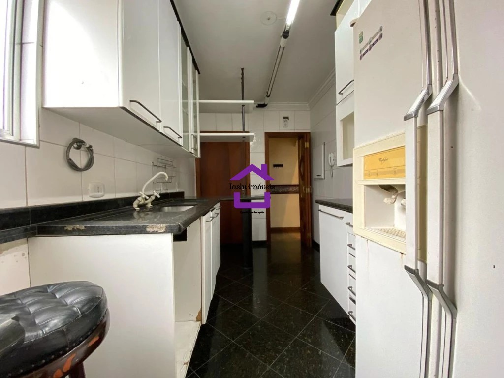 Apartamento à venda com 2 quartos, 152m² - Foto 2