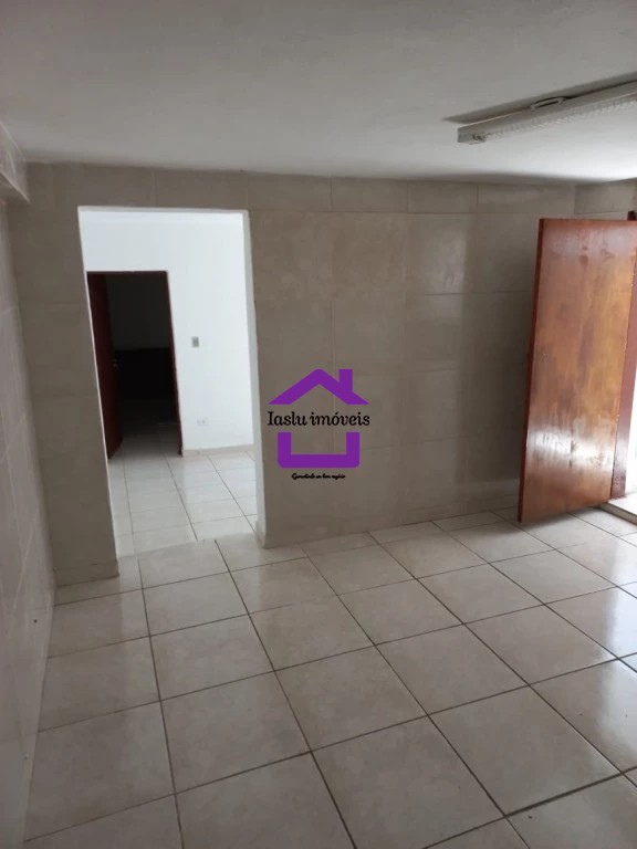 Casa para alugar com 1 quarto, 70m² - Foto 9