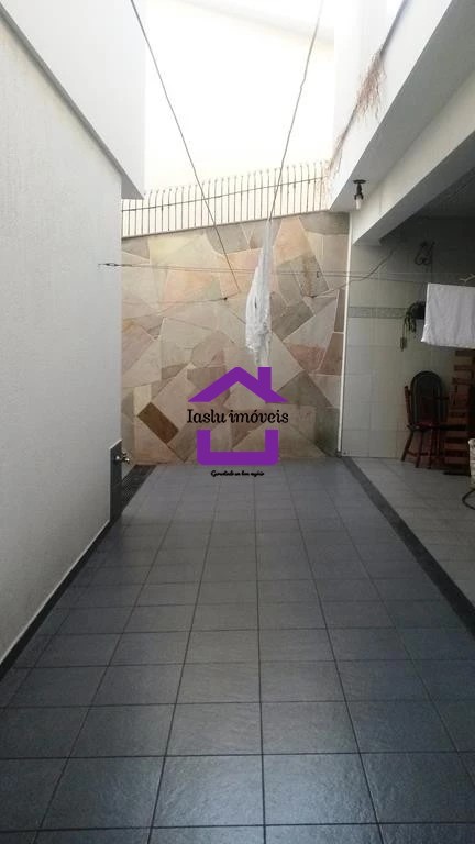 Sobrado para alugar com 3 quartos, 440m² - Foto 13