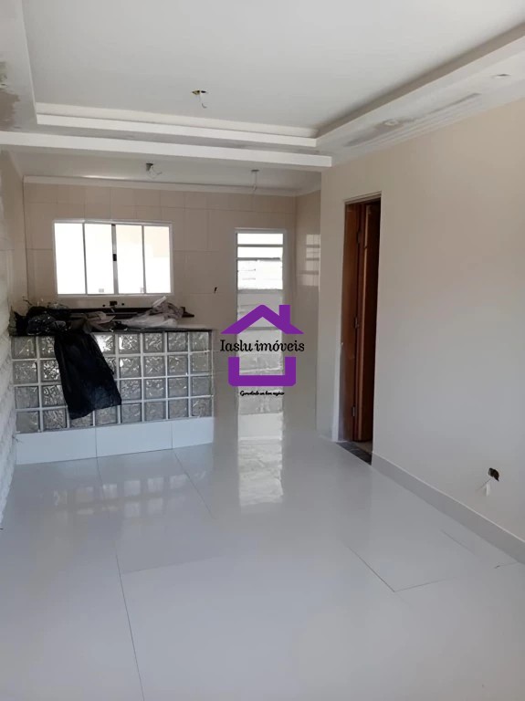 Sobrado à venda com 2 quartos, 105m² - Foto 3