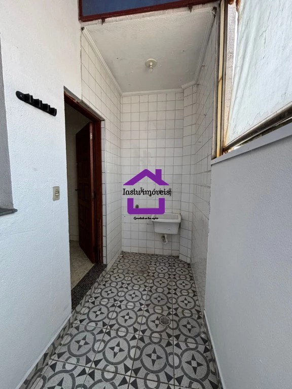 Casa de Condomínio para alugar com 2 quartos, 101m² - Foto 11