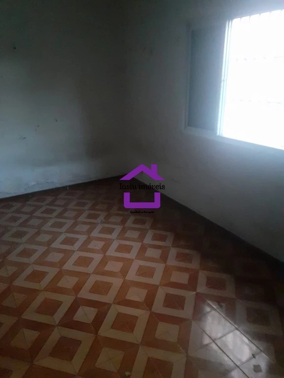 Casa para alugar com 2 quartos, 50m² - Foto 12