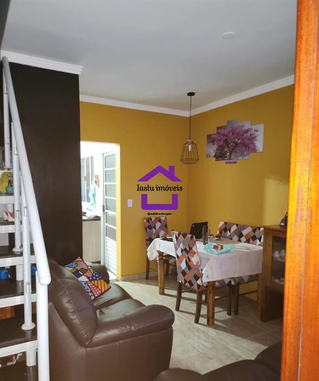 Casa de Condomínio à venda com 2 quartos, 54m² - Foto 1