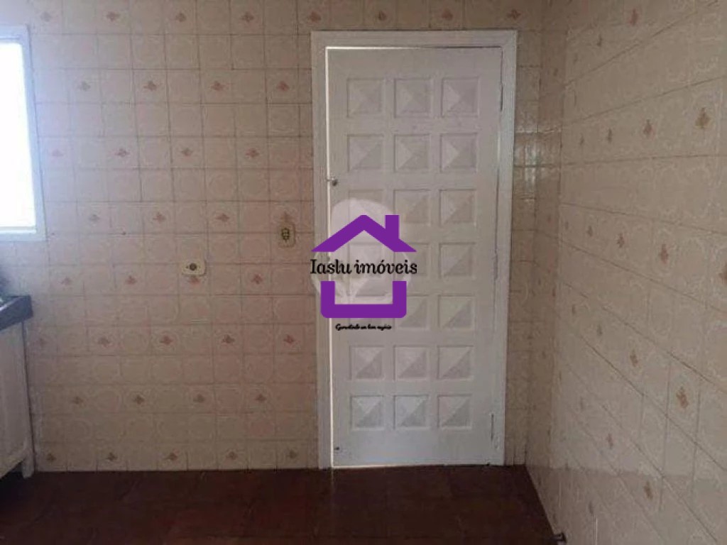Casa à venda com 3 quartos, 224m² - Foto 9
