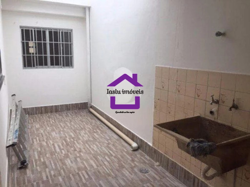 Casa à venda com 3 quartos, 224m² - Foto 10