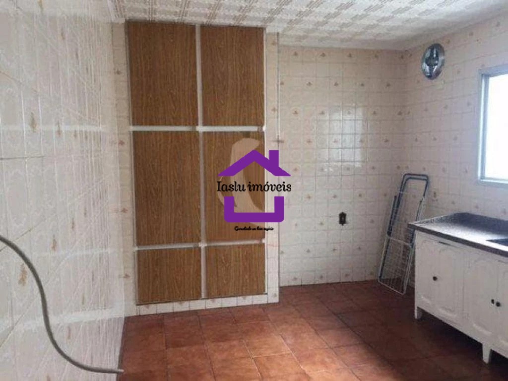 Casa à venda com 3 quartos, 224m² - Foto 11
