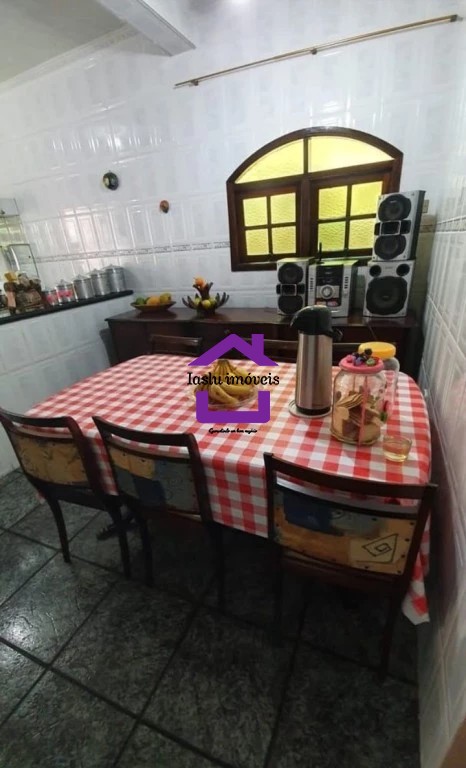 Sobrado à venda com 3 quartos, 150m² - Foto 2