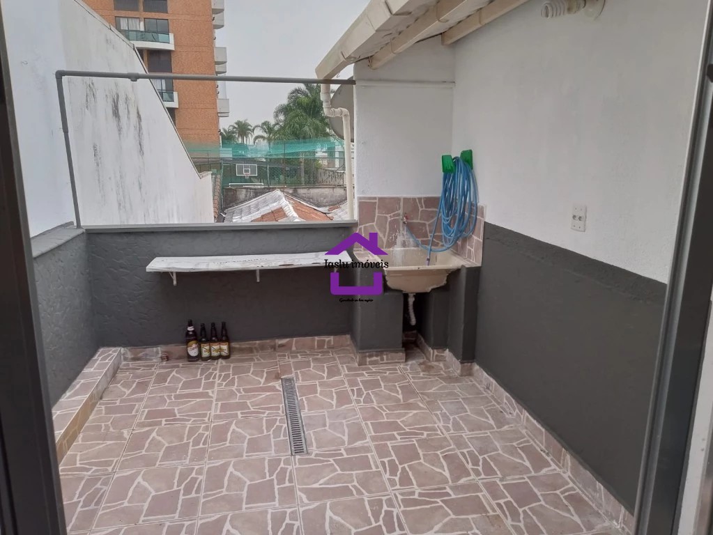 Casa para alugar com 2 quartos, 80m² - Foto 17