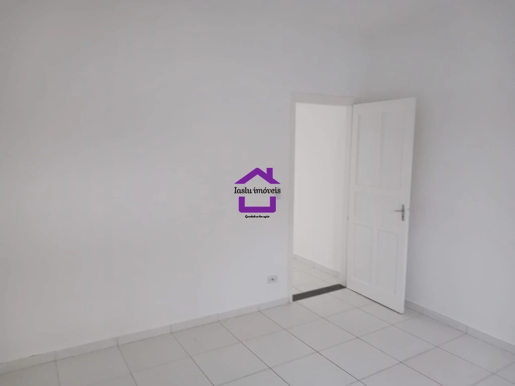 Casa para alugar com 2 quartos, 80m² - Foto 12