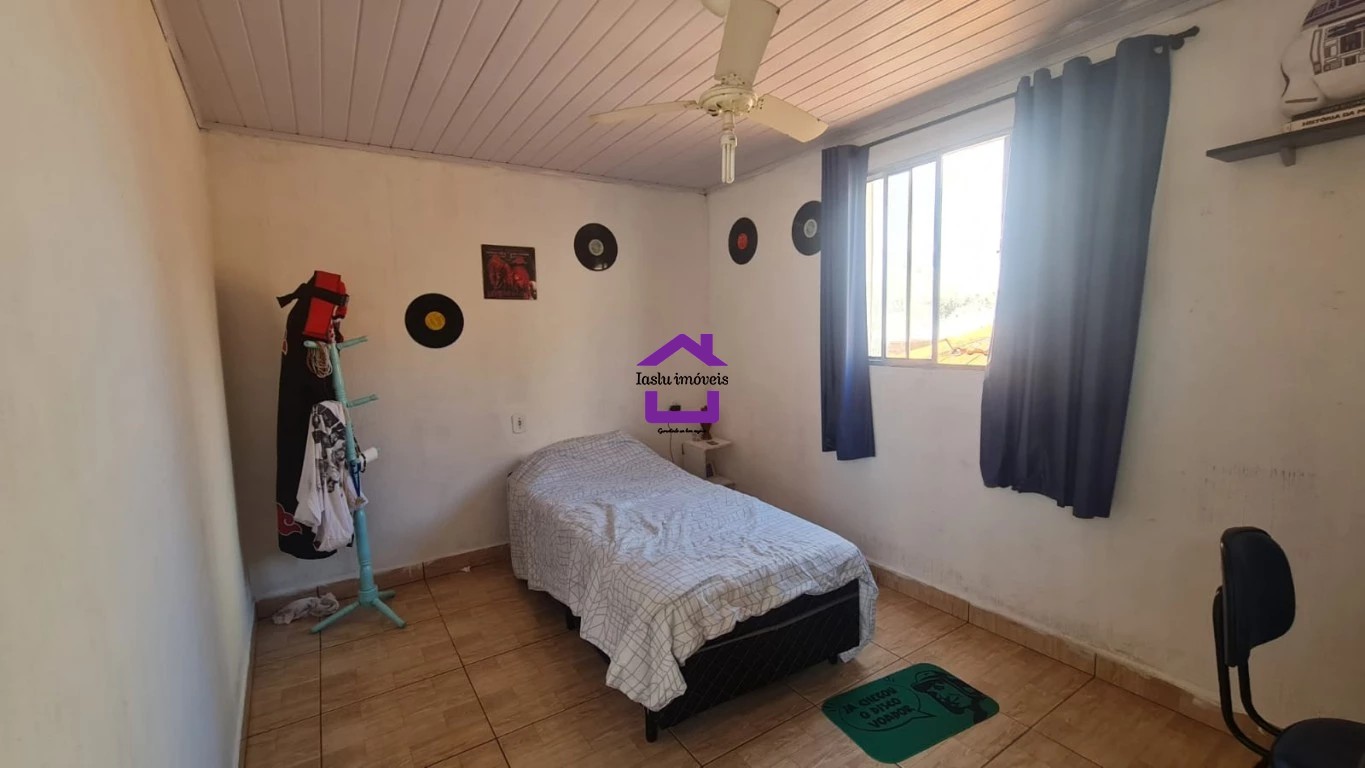 Casa à venda com 5 quartos, 187m² - Foto 5