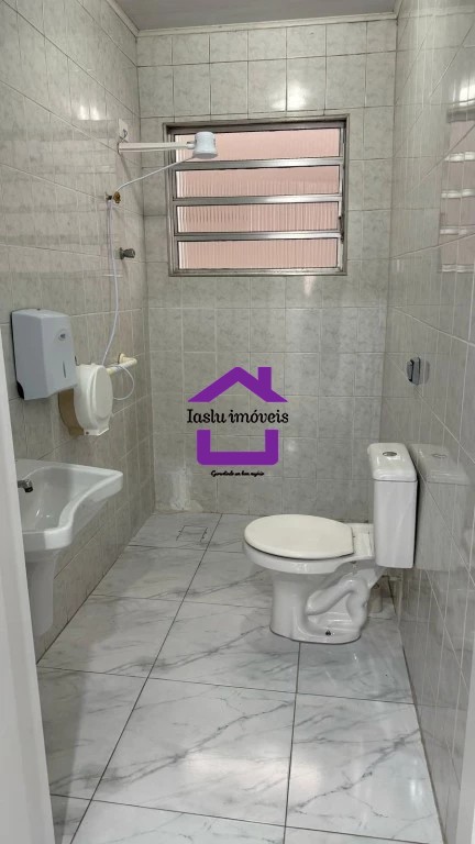 Loja-Salão para alugar com 3 quartos, 250m² - Foto 11