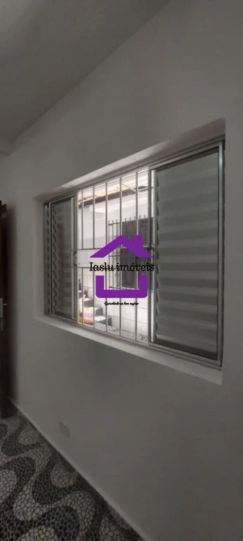 Casa para alugar com 1 quarto, 40m² - Foto 9