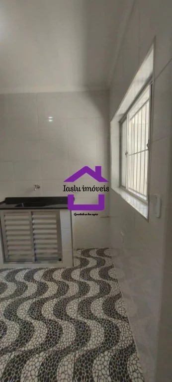 Casa para alugar com 1 quarto, 40m² - Foto 16