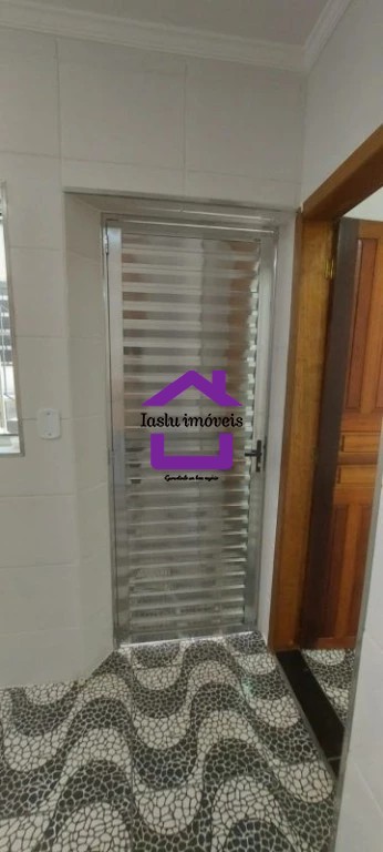 Casa para alugar com 1 quarto, 40m² - Foto 17