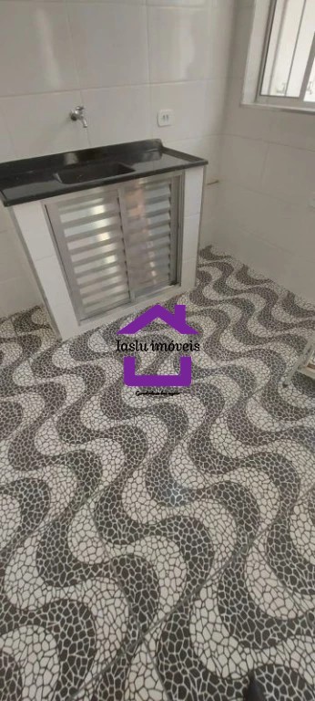 Casa para alugar com 1 quarto, 40m² - Foto 18