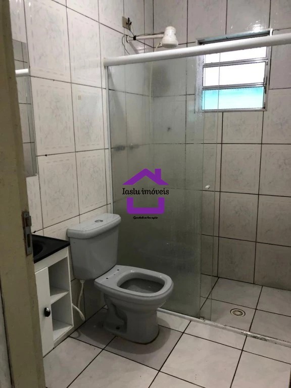 Casa para alugar com 2 quartos, 50m² - Foto 15