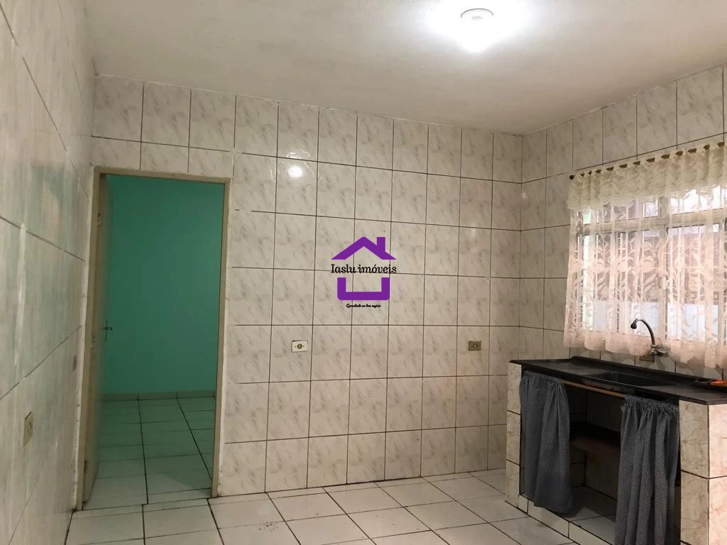 Casa para alugar com 2 quartos, 50m² - Foto 16