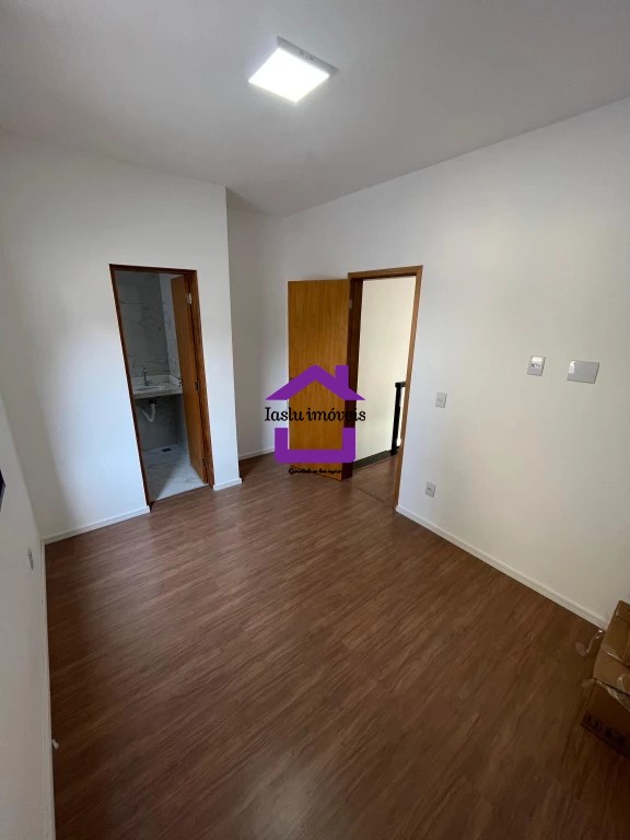 Sobrado à venda com 3 quartos, 110m² - Foto 11