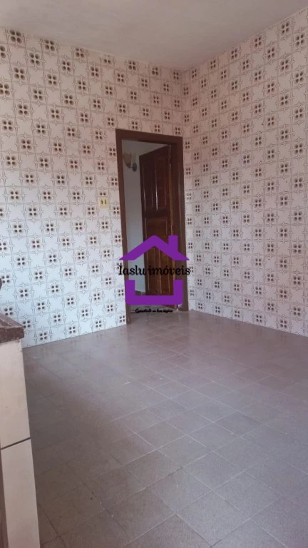 Casa para alugar com 1 quarto, 60m² - Foto 9