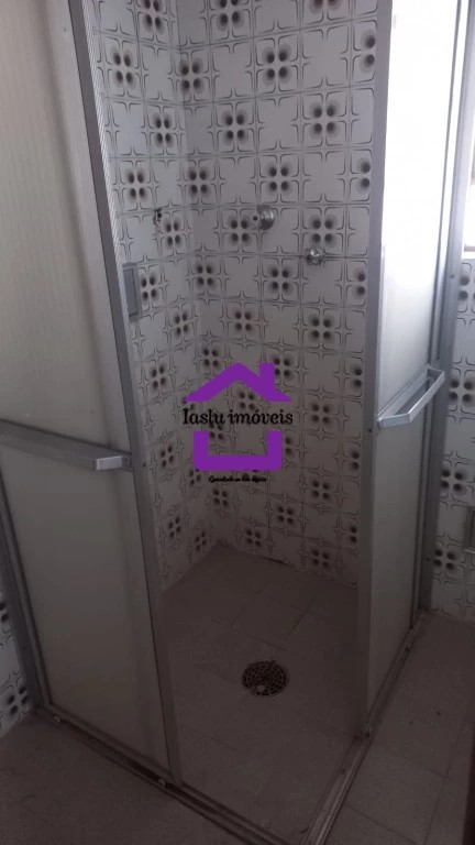 Casa para alugar com 1 quarto, 60m² - Foto 11