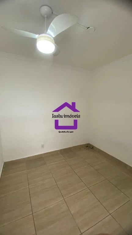 Casa para alugar com 2 quartos, 70m² - Foto 17