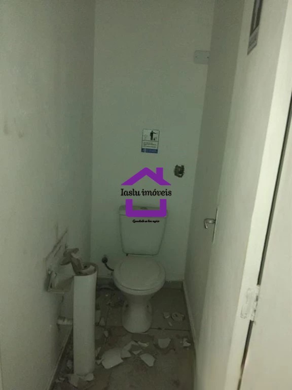 Casa, 4 quartos, 240 m² - Foto 19