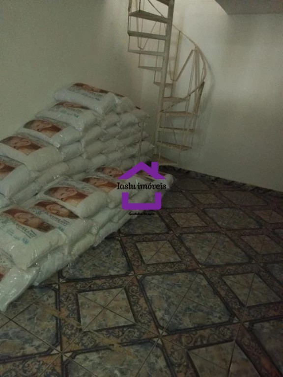 Casa, 4 quartos, 240 m² - Foto 21