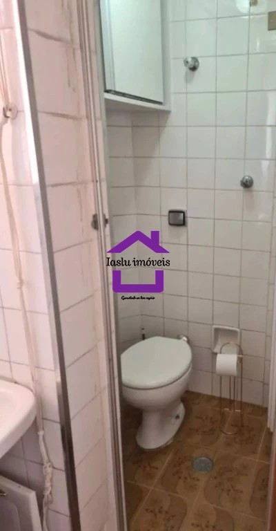 Apartamento para alugar com 2 quartos, 72m² - Foto 11