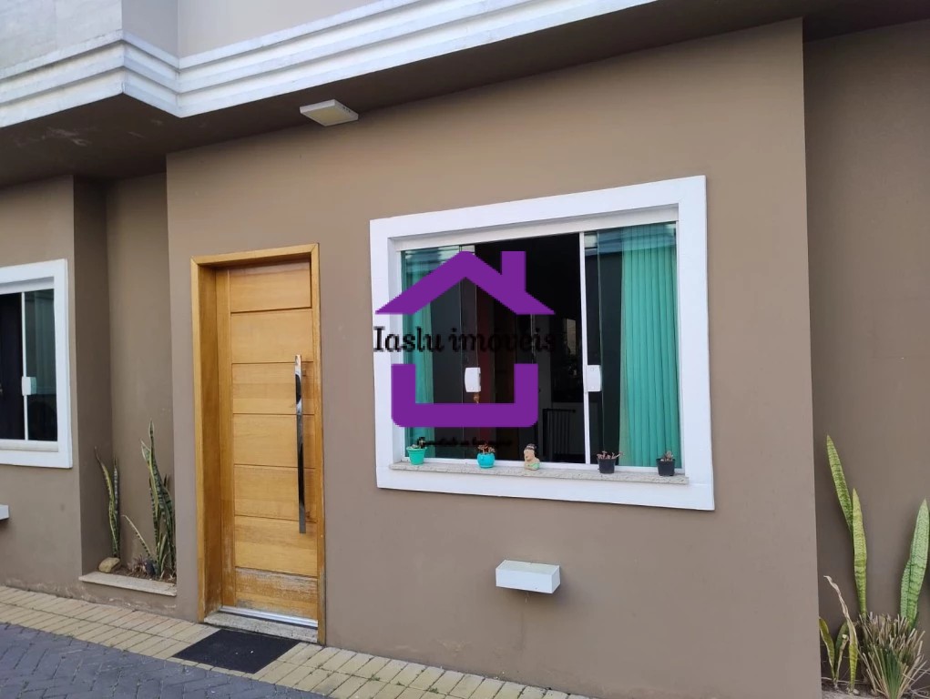 Casa de Condomínio à venda com 2 quartos, 68m² - Foto 1