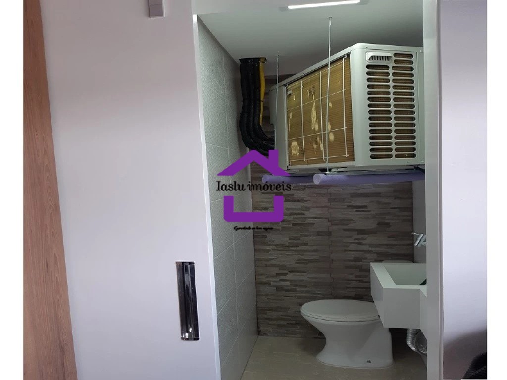 Apartamento à venda com 2 quartos, 70m² - Foto 3