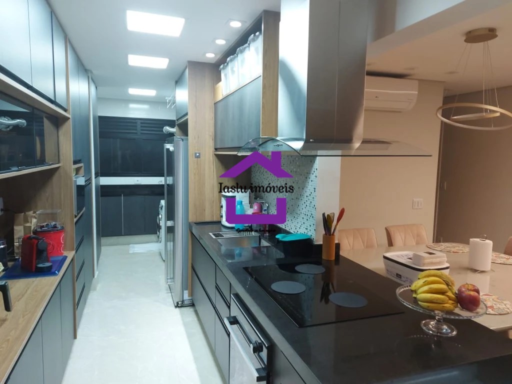 Apartamento à venda com 2 quartos, 70m² - Foto 4