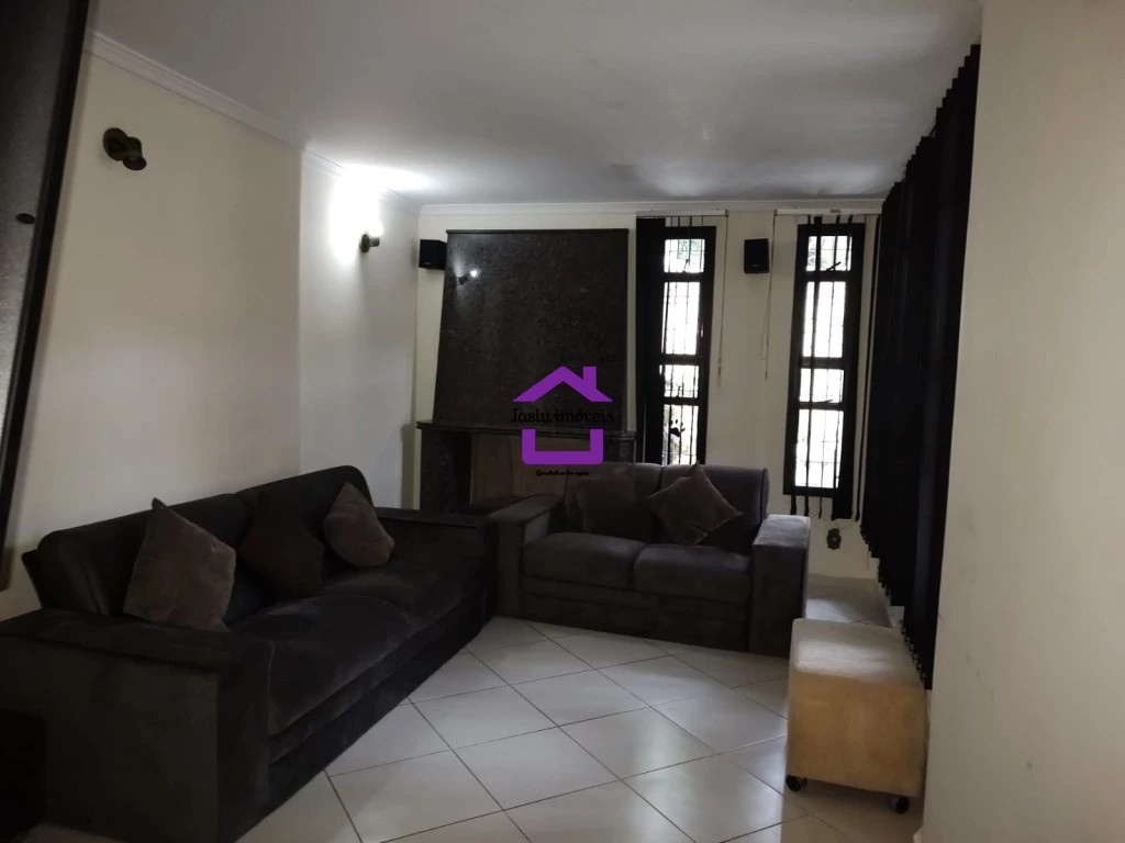 Casa à venda com 6 quartos, 450m² - Foto 1