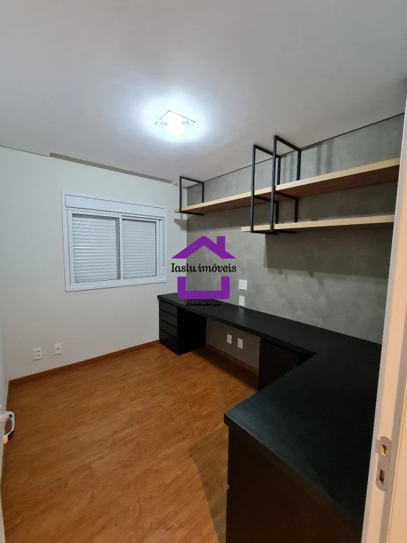 Apartamento para alugar com 3 quartos, 130m² - Foto 2