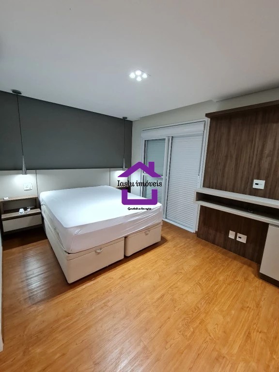 Apartamento para alugar com 3 quartos, 130m² - Foto 17