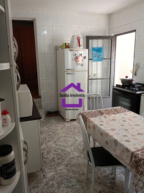 Casa, 2 quartos, 200 m² - Foto 33