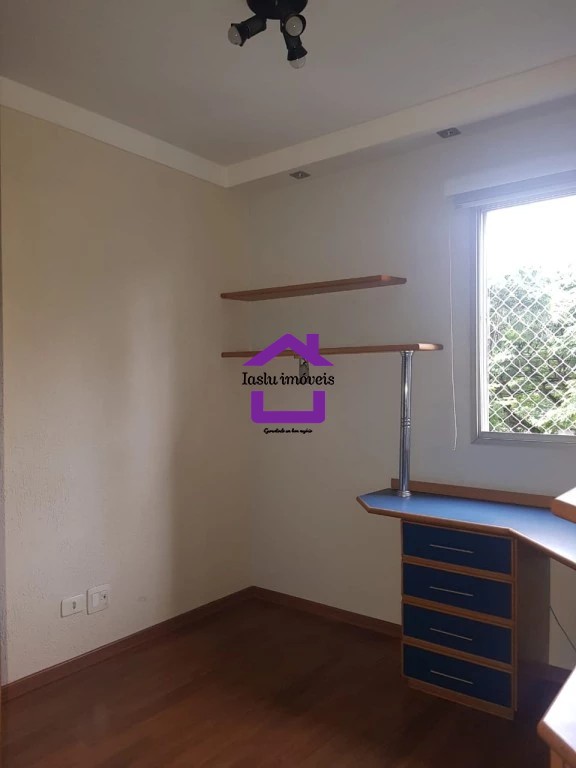 Apartamento para alugar com 3 quartos, 80m² - Foto 17