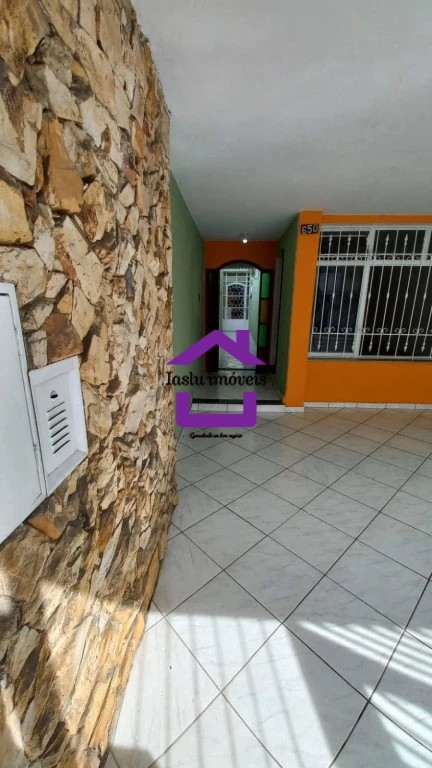 Sobrado, 4 quartos, 228 m² - Foto 1