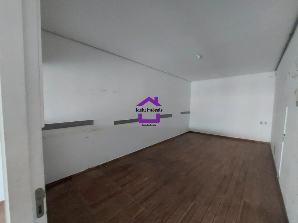 Casa para alugar com 5 quartos, 220m² - Foto 19