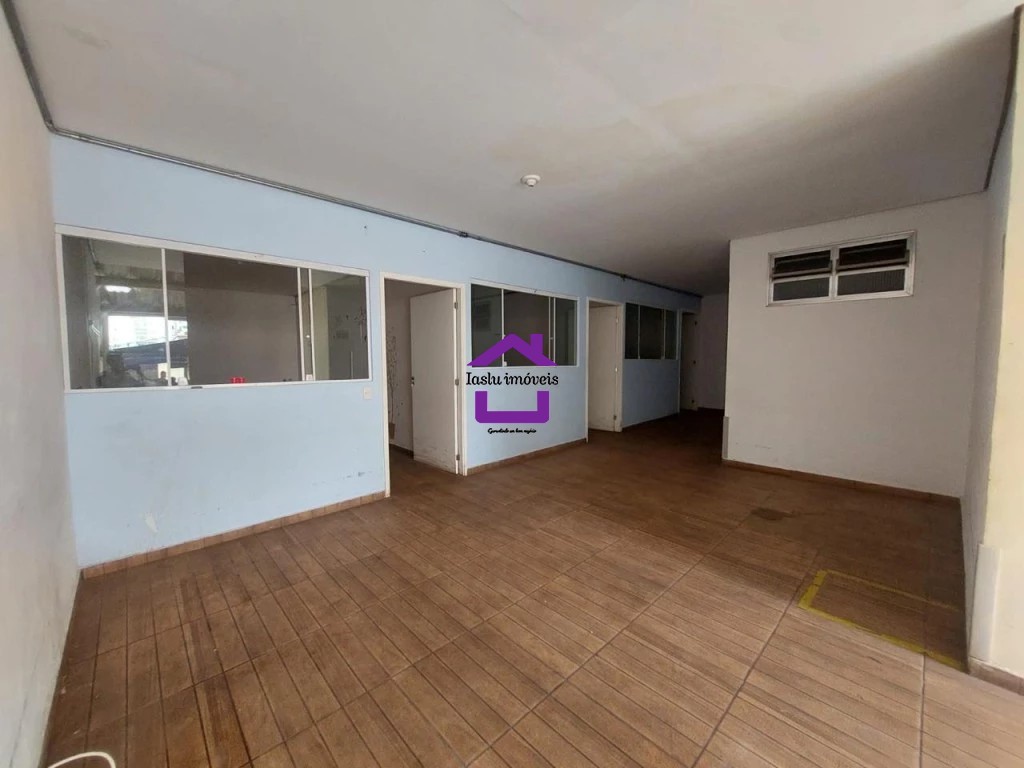 Casa para alugar com 5 quartos, 220m² - Foto 24