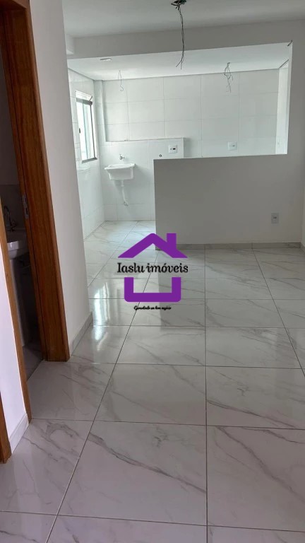 Apartamento à venda e aluguel com 2 quartos, 42m² - Foto 2