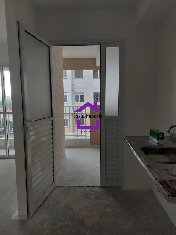 Apartamento à venda com 2 quartos, 42m² - Foto 14