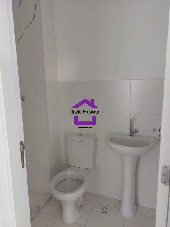 Apartamento à venda com 2 quartos, 42m² - Foto 19