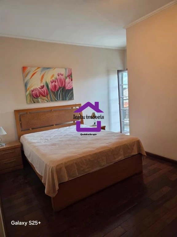 Sobrado à venda com 3 quartos, 303m² - Foto 4