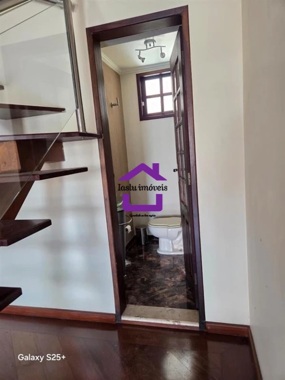 Sobrado à venda com 3 quartos, 303m² - Foto 9