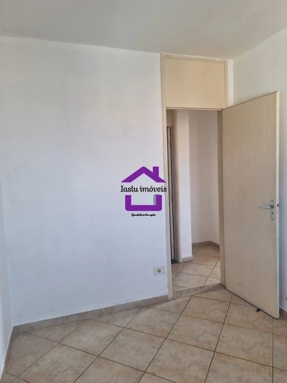 Apartamento para alugar com 3 quartos, 70m² - Foto 10