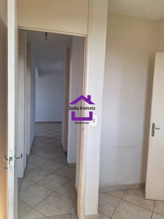 Apartamento para alugar com 3 quartos, 70m² - Foto 15